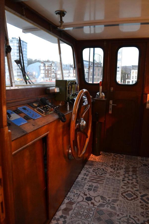 La Cabine Du Capitaine Liege Exterior photo